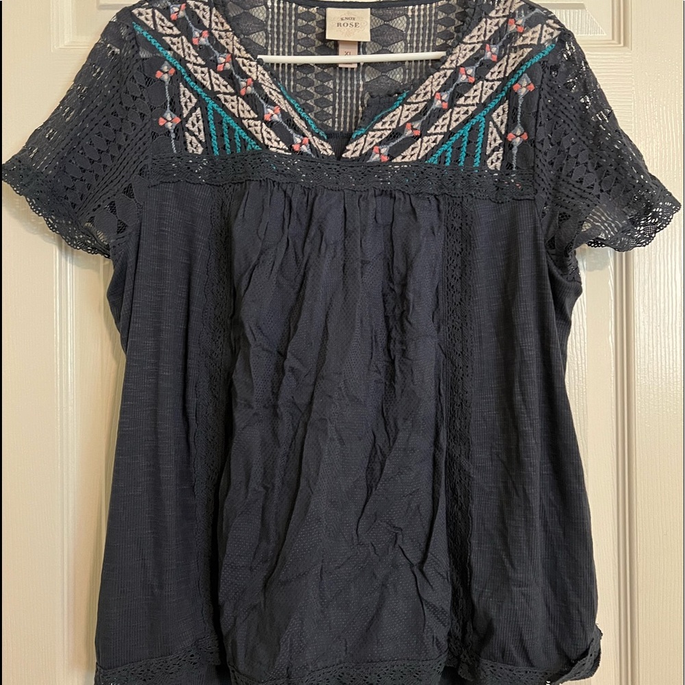 Woman’s blouse